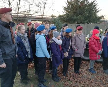 Harcerze przygotowują się do obchodów 80. rocznicy rozstrzelania sieradzkich zakładników 1 49506 958985da0c01f0e1e818421d989edab2