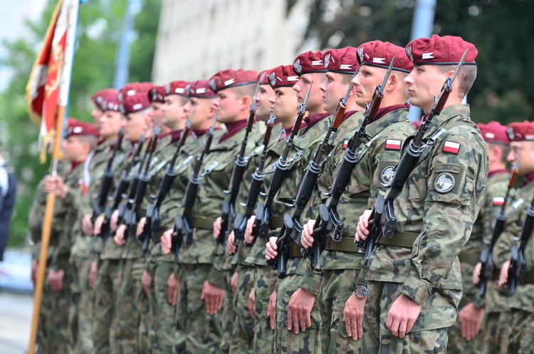 Wojsko szuka chętnych 1 49647 0e2fb949148cd6ccf461bde38a00a9ac