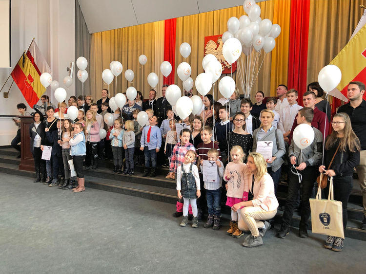 Rekordowa zbiórka karmy. Dzieci zadbały o zwierzaki 1 49963 e34bff75aa240c15acaa75a233fb9262