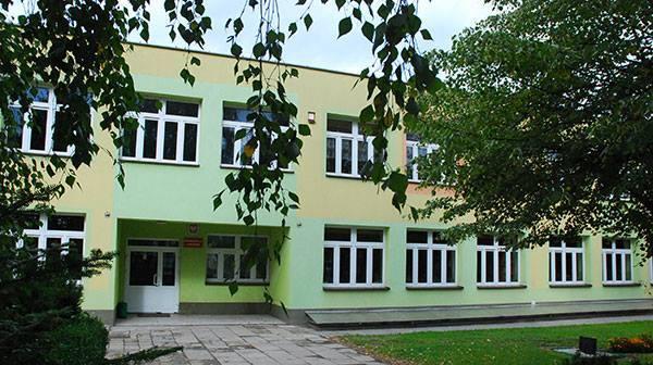 Nauczycielska grypa w regionie: wieluńska "piątka" odwołuje zajęcia 1 49965 10c398cbd0881f7ba36d0e4d2405cdfe
