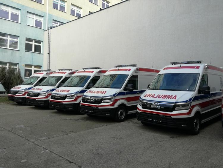 Sieradzkie karetki ruszą w teren. Nowa inwestycja czeka na zadysponowanie 1 50299 60ee39854d964427a08ece70b7624def
