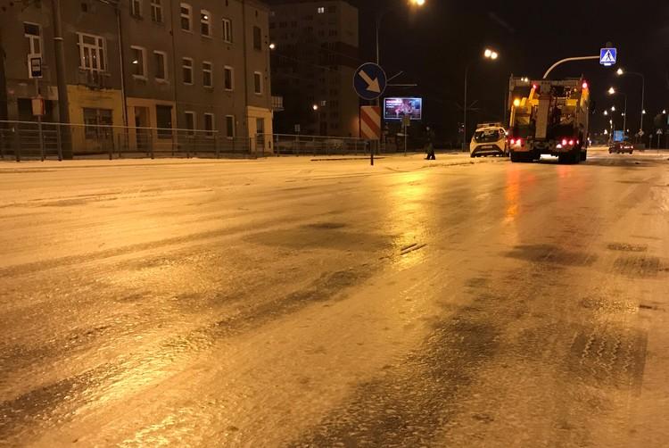 Kierowcy, uwaga na gołoledź 1 50384 447b3f9810d16e7a2e1202979056da53