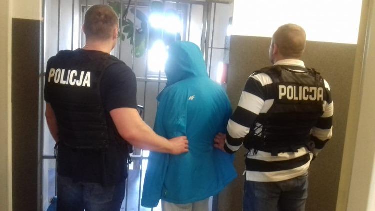 Napastnik z Wigury wcześniej atakował inną kobietę, której udało się uciec? 1 51030 c030a54e84dc18428f6096a8154502a9