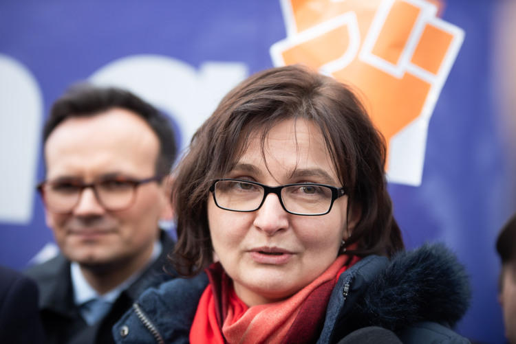 "Wiosenne porządki" partii Wiosna 1 51406 2450cf73f0da5b31577374596f7d1a51