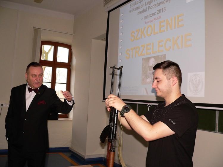 Szkolenie wojskowe studentów w ramach Legii Akademickiej 1 51461 2eae66824bcf2065f3d160eb997b0f69