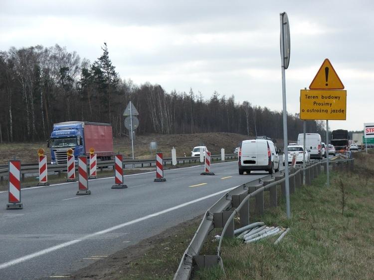 Rusza budowa kolejnych odcinków autostrady A1. Od dzisiaj zmiana organizacji ruchu 1 51688 de8306e755a06dc3d03137f53de63013