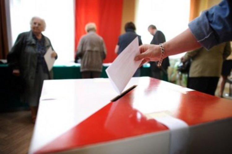 Wybory do Parlamentu Europejskiego. Audycje wyborcze w Radiu Łódź 1 52475 8b5a2908ddf7c0c8ff8b219f94fbb149