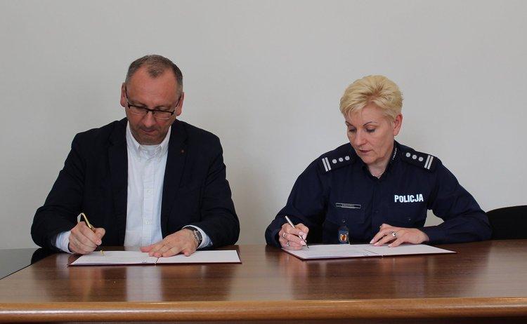 Dodatkowe patrole policji w Zduńskiej Woli w sezonie letnim 2 52705 b57fe9e7fe539d7d434211a9374b17f3