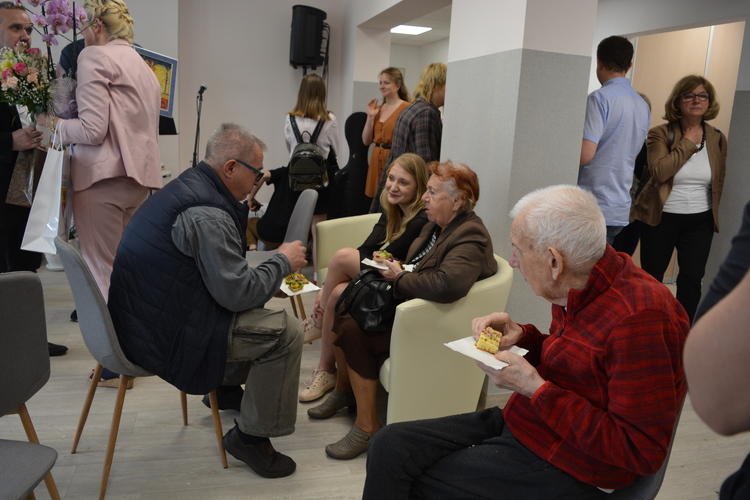Dom Dziennej Rehabilitacji dla chorych na Alzheimera 1 53079 0add1d62802e6eab7f468b530b12b12e