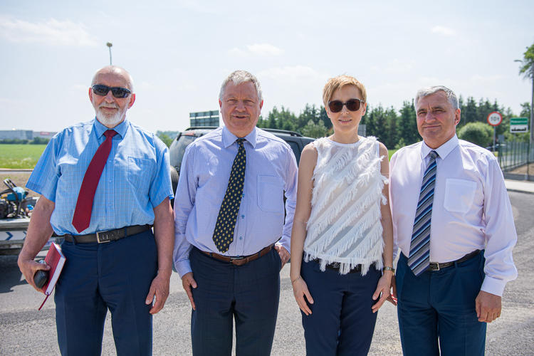 Nowy węzeł drogowy do terenów ŁSSE w Ksawerowie 2 53570 301414d57c6a3aeb190e9e48ef995740