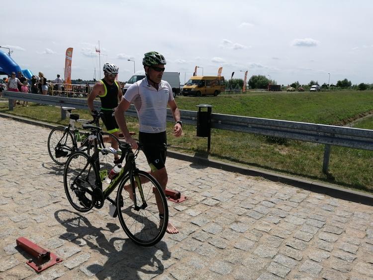 Triathlon Jeziorsko, czyli zmagania w wodzie i na lądzie 1 53866 8ef02b916c18acea913bbee69f591b57
