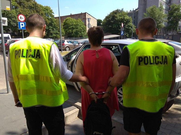 Pijana matka z zarzutami 1 53985 6011e07981c9742f6629fb5c655e883f
