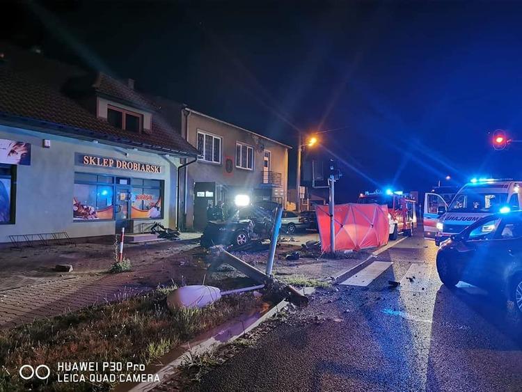 Młodzi mężczyźni zginęli na drodze w Okupie Wielkim 1 54510 2e876c8250a6874a659cdfa0feffbad7