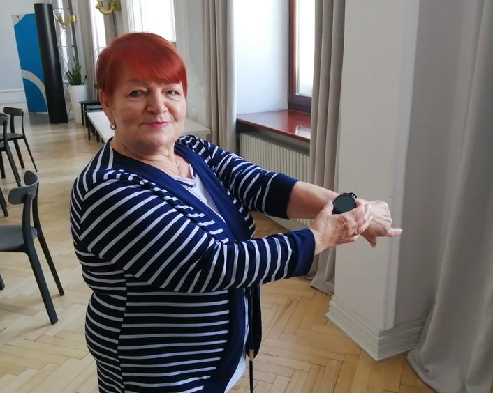Elektroniczna opaska uratowała życie pani Barbarze 1 54668 085a5c2ccad3e00ee921874b83608ff5