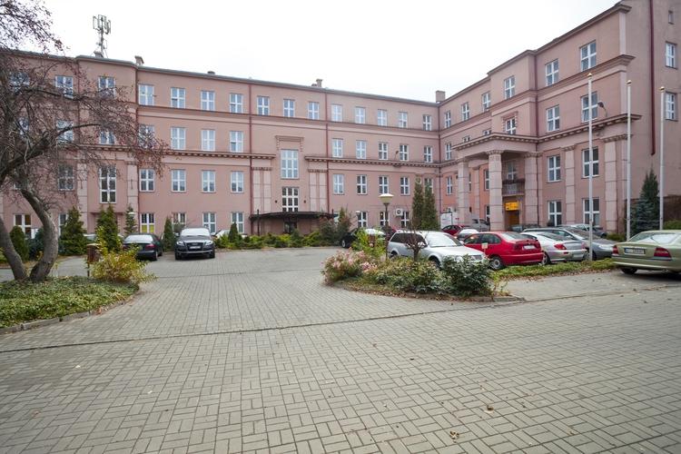 W hotelu Reymont powstało pierwsze izolatorium w Łodzi 1 60251 5f04f7d486f7ff74f3d026627385d412