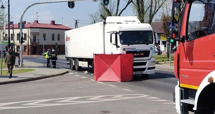 Śmiertelny wypadek na DK 91 na odcinku Kamieńsk - Piotrków Trybunalski 1 60877 7320ab58bdbb154302adfc077bb9fc85