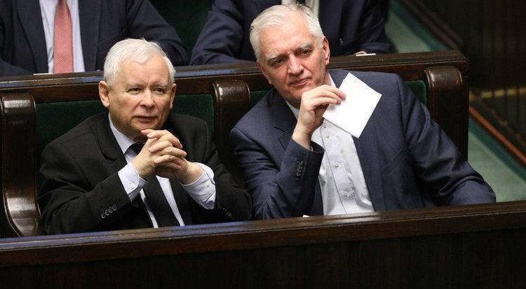 Wspólne oświadczenie Jarosława Kaczyńskiego i Jarosława Gowina. Wybory 10 maja nie odbędą się, nowe ogłosi Marszałek Sejmu 1 61020 901f19f501a11666219b1ca4efd3f2ea