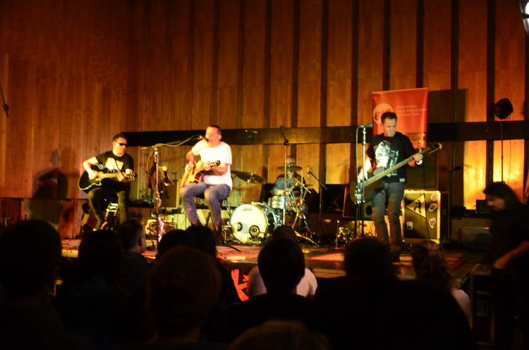 Kobranocka akustycznie. Koncert z radiowego studia 1 61085 40e72fad015416b49397d98f8145b561