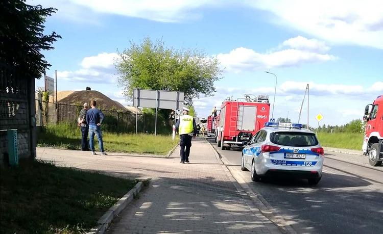 Na trasie Łask - Częstochowa przewróciła się ciężarówka 3 61328 30b8e037d8b9da422282965e45a25a99
