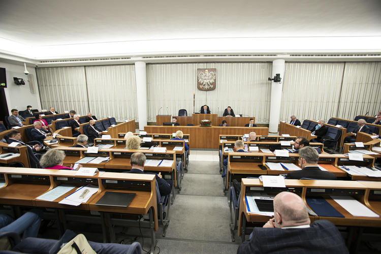 Senat przyjął z poprawkami ustawę regulującą zasady tegorocznych wyborów prezydenckich 1 61588 b1cd4b370b1d0a13fa4767a503ce6dc2