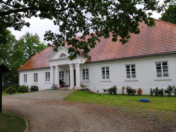 Malowniczy dworek w Byszewach | Dookoła Nas 2 61706 0d48e70a7ba1cf5b0c3bb8cda4c021b5