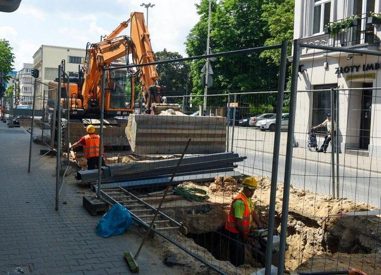 Kończy się remont sieci wodociągowej na Sienkiewicza w Łodzi 1 61954 d08a10fe046d3476fca86a430cfed900