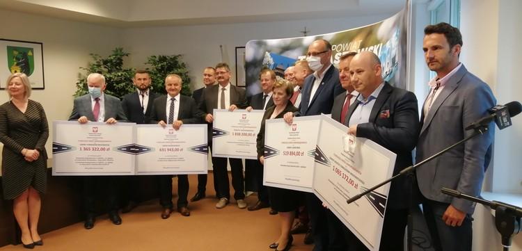 Miliony na drogi w regionie łódzkim 1 62158 29a677330d2b868f48d3a13b73028f76