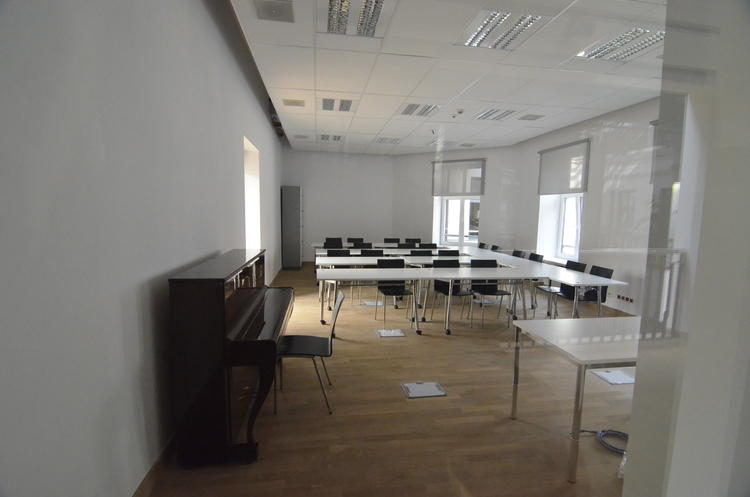 Rok akademicki rozpocznie się w systemie online? 1 63131 a9c0595082c971d253e212a13e65156a