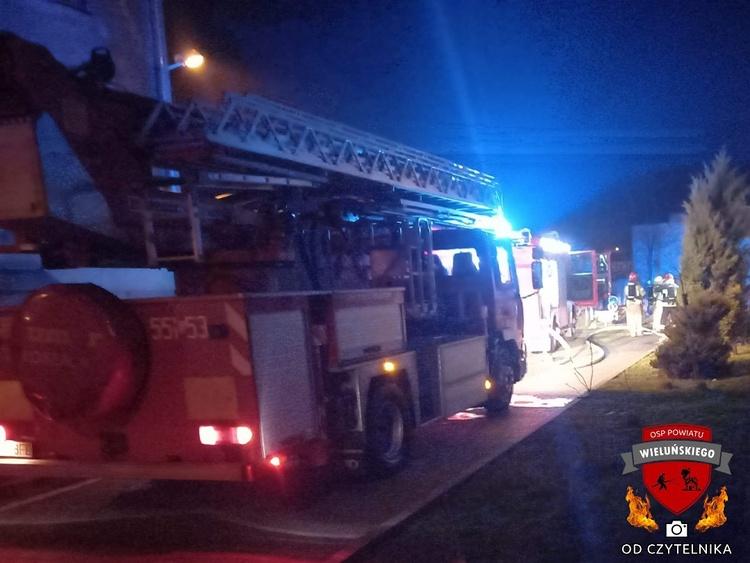 Pożar w budynku wielorodzinnym w Wieluniu 2 68296 644f7104726481e086491f75b3fca2d7