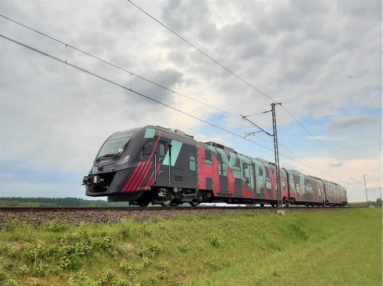 Województwo łódzkie trzecie w Polsce z hybrydowymi pociągami 1 68896 9e36e7d244f596852ccf2519e7b89395