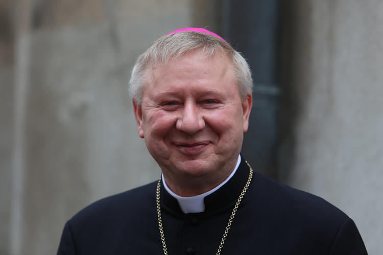 Bp Szlachetka na Tydzień Miłosierdzia: Miłosierdzie to postawa wobec braków duchowych i materialnych drugiego człowieka 1 68991 b3a66c3a5b9a389cea90c659787bdd5e