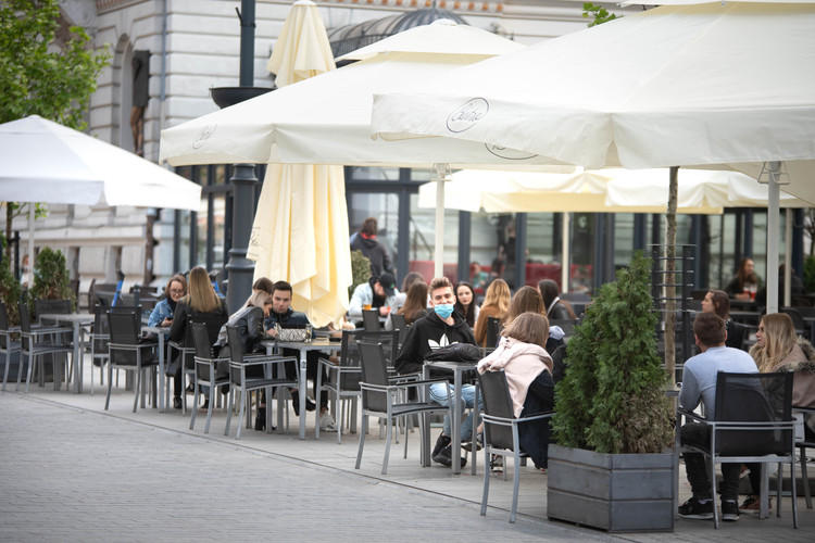 Restauratorzy z ul. Piotrkowskiej nie zapłacą za ogródki 1 69585 6c3fd90a402ba416ee0bc2e8e5afd7ed