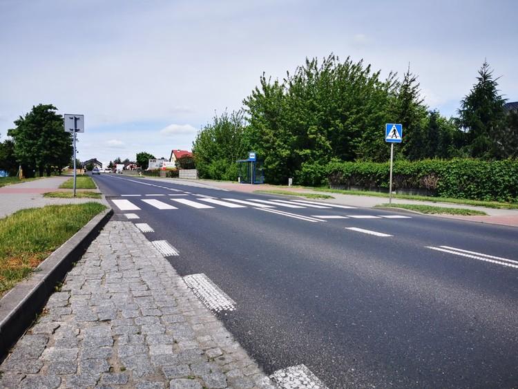 Niebezpiecznie na zmodernizowanym przejściu dla pieszych w Czechach. Wszystko przez brak oświetlenia 2 70233 c37182e224416a352f94d4d35e9e826c