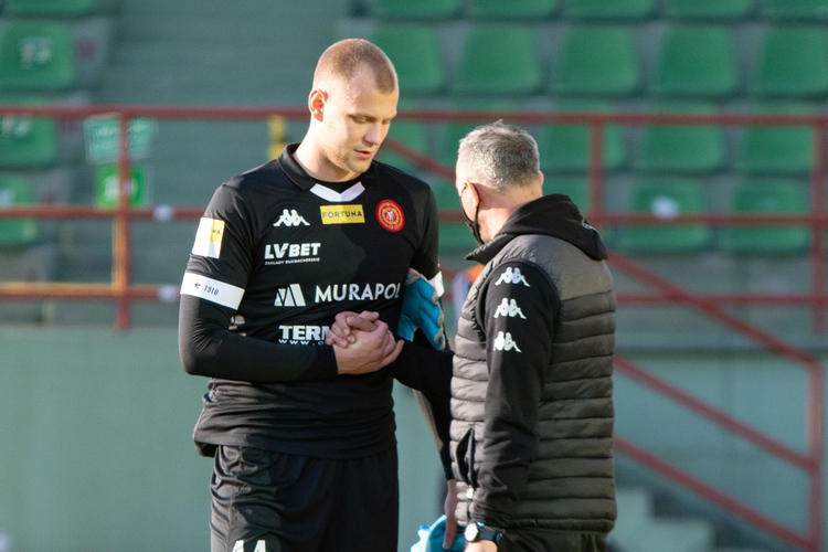 Jakub Wrąbel zostaje w Widzewie Łódź. Podpisał dwuletni kontrakt 1 70247 2988aa792221b9c37b2c65a5fb4fecee