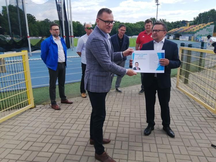 Powiat sieradzki z najwyższym wsparciem w Łódzkiem z rządowego programu "Klub" 1 70373 fbaff8216f534aba411fc79171774dd4