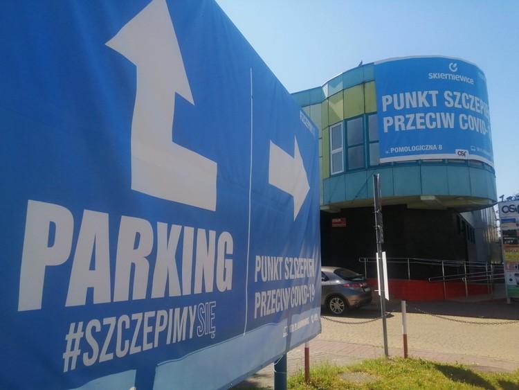 Szczepienia przeciw COVID-19 bez rejestracji przy ul. Pomologicznej w Skierniewicach 1 70801 1b8e18170b68b3c9abca9e2371b7c14e