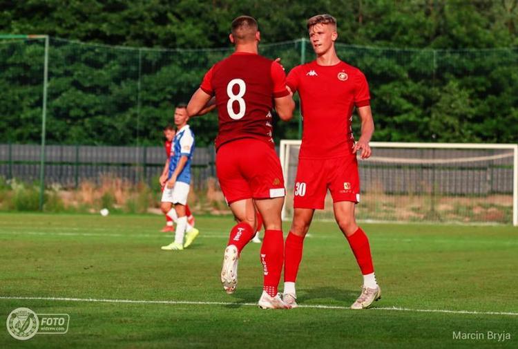 Widzew Łódź lepszy od Hutnika Kraków. Hat trick Pawła Tomczyka 2 71448 547df326bb5ce49b8dc4334b59f83b6a