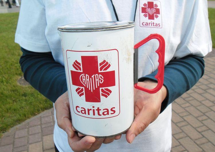 Caritas zbiera datki w dzień solidarności po nawałnicach 1 71718 d13c3e42a5bbcc69ae9a15bb592ffad9