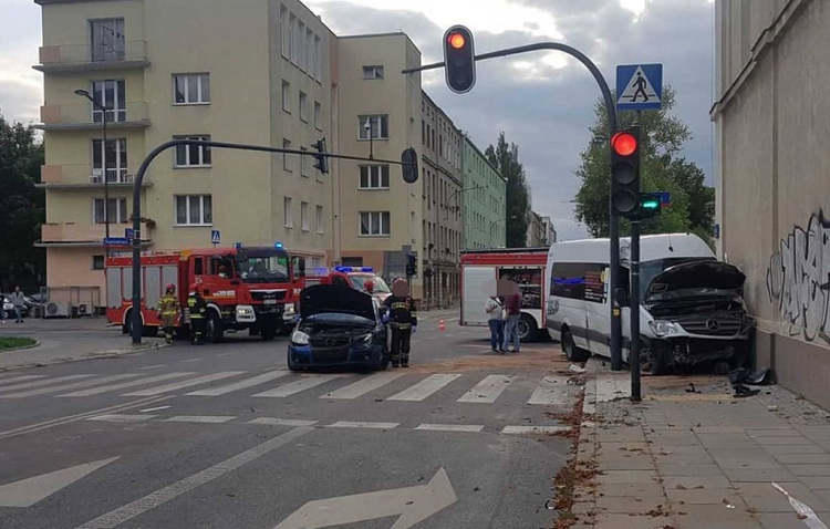 Policja odnalazła sprawcę wtorkowego wypadku w centrum Łodzi 1 72446 df0e4a718148ef98c77ec8d0abd153ed
