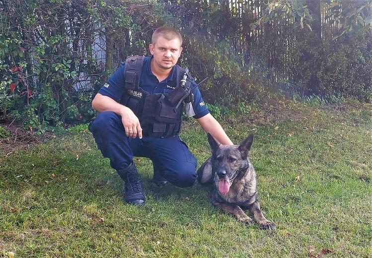 Owczarek niemiecki rozpoczął pracę w kutnowskiej policji 1 72781 2667492ce4fbbd365740a79dcedac39d