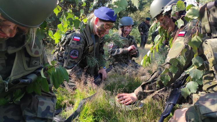 Obóz szkoleniowy dla maturzystów z Zespołu Szkół w zduńskowolskich Karsznicach 5 72788 1c809c25c05c4152f8d20c6802d193f3