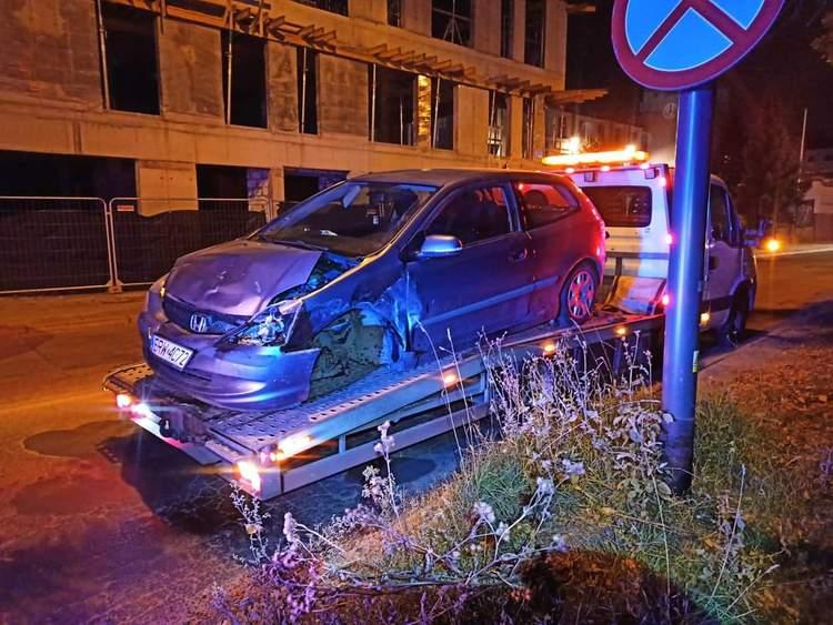 Kolizja z karetką na skrzyżowaniu Kilińskiego z Milionową w Łodzi 2 72937 d5be89bfb70ea88b10578d9ded2207fd