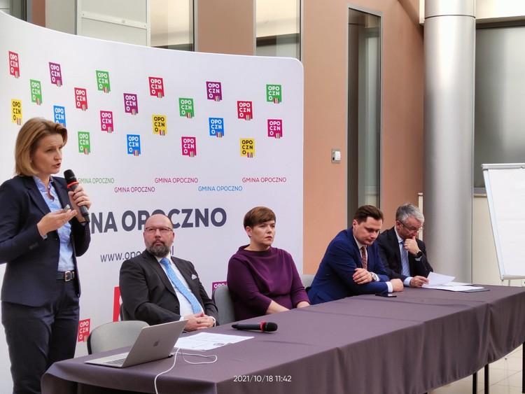 Gmina Szczęśliwych Rodzin. Spotkanie w Miejskim Domu Kultury w Opocznie 1 73798 e5fedeef1979c53577d20b40c15d1c9a