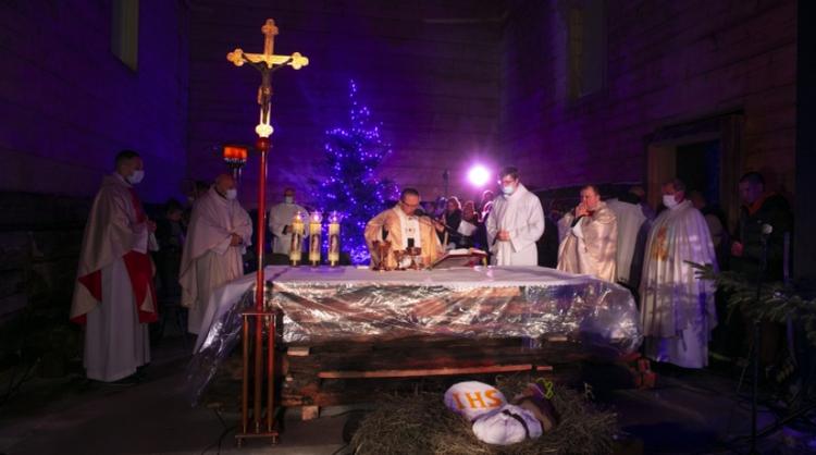 Pasterka w Mileszkach. Abp. Grzegorz Ryś z homilią do wiernych 1 75684 30d271e3396bf78ab48311db6ddba6ba
