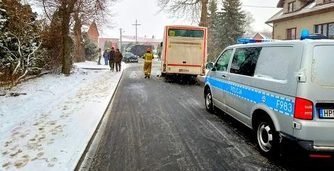 Autobus szkolny zderzył się z samochodem w gminie Biała Rawska 1 77897 fe35c032a084deafc172daac7315a410