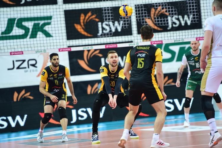 Deklasacja w pierwszym secie, w Jastrzębiu-Zdroju. PGE Skra Bełchatów z pierwszą porażką w półfinale PlusLigi 3 78435 babd29bede6a0f3faf65a036c505d1f9