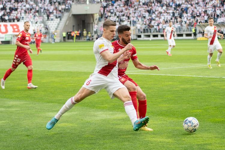 Łukasz Gikiewicz komentuje porażkę w derbach Łodzi, legenda Witold Będkowski o początkach w klubie | Wokół ŁKS-u 1 78744 879189a0f36ba41361ff5854c71ab0a3