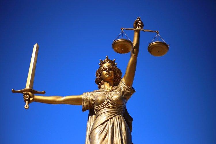 Dobry adwokat w Łodzi – jak go wybrać i ile kosztuje jego obsługa? 1 79617 656881cf80d63767fd6d3ef6b6db50ce