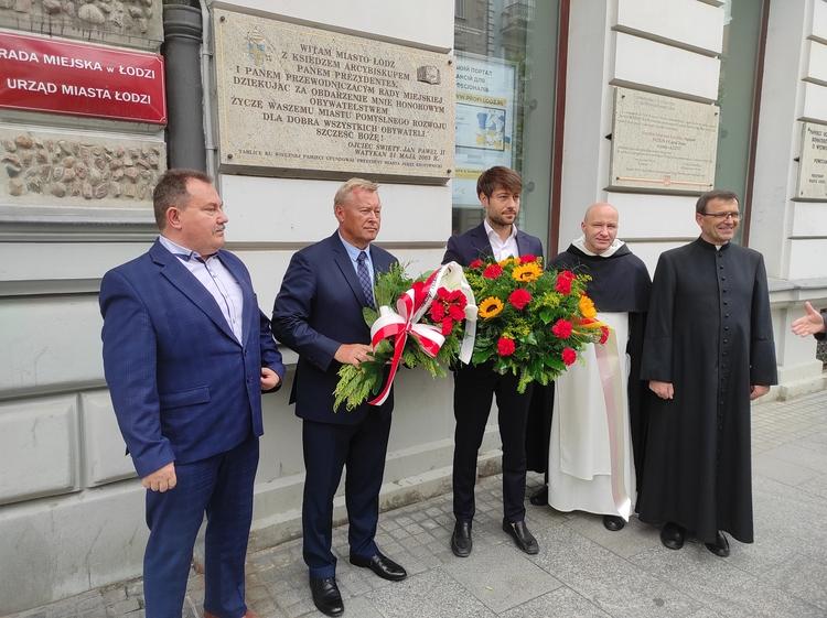 Dziś mija 35 lat od wizyty Papieża Polaka w Łodzi. Łodzianie nadal o niej pamiętają 6 79730 25c20ef4ef4fe3b7a93b9dfe1e8cebec