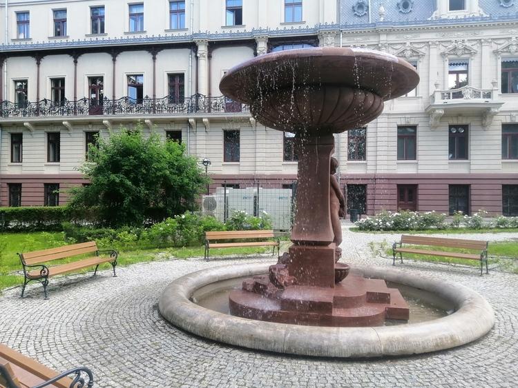 Odnowiono fontannę w Muzeum Miasta Łodzi 1 79831 a245bfd5be7eec4757b93ff8880c2e1b